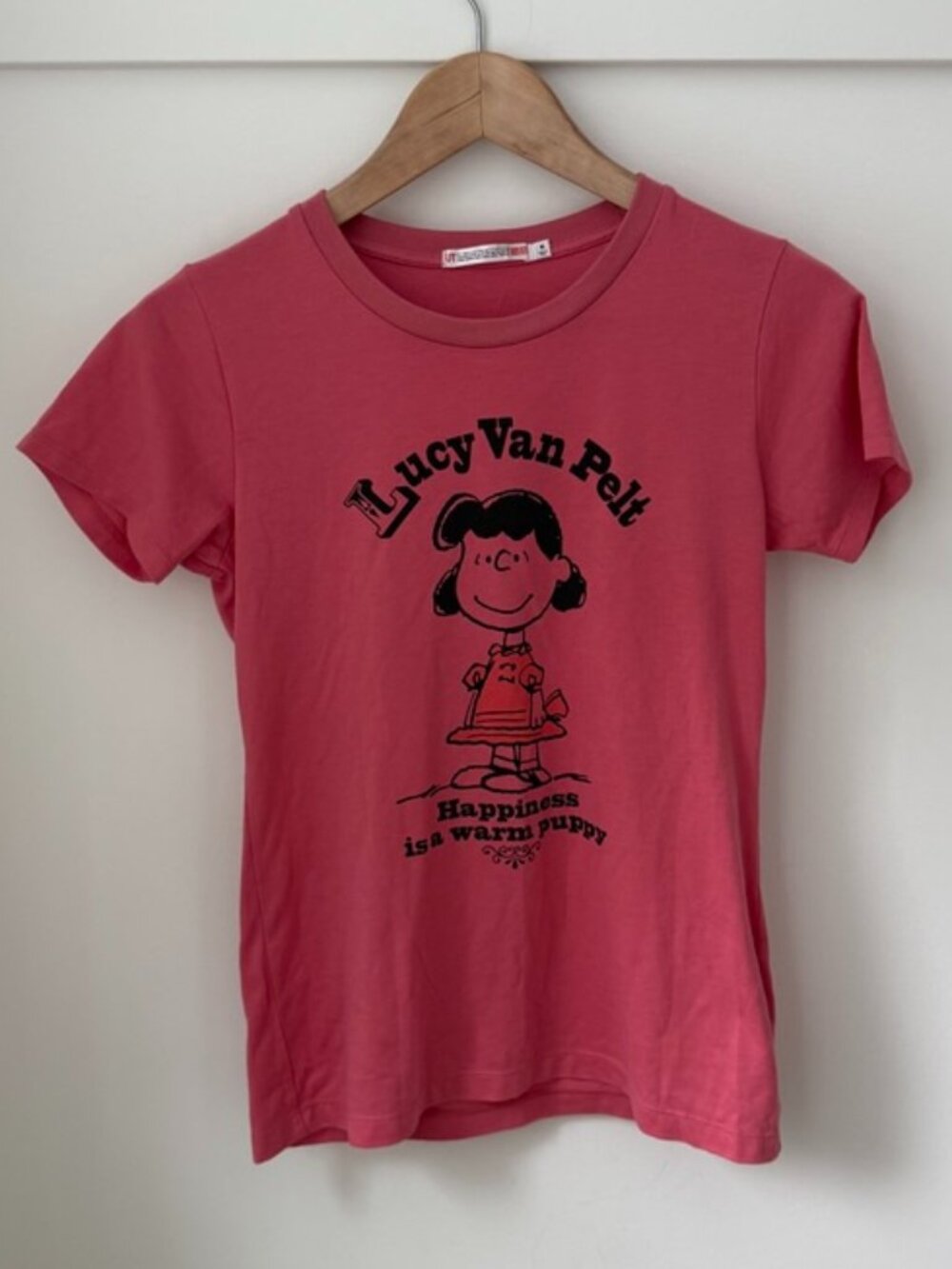 UNIQLO Peanuts Lucy Van Pelt Graphic T-Shirt Pink M